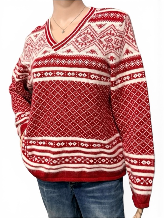 St. John's Bay Sweaters - ST. JOHN’S BAY Women’s Red/White V-Neck Sweater (Size:  L)
